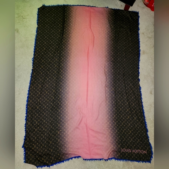 Louis Vuitton Tie Dye Scarf - Picture 3 of 4